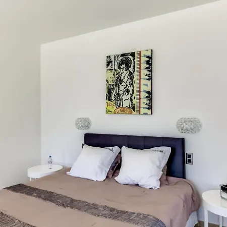 Azero Hotel 4*